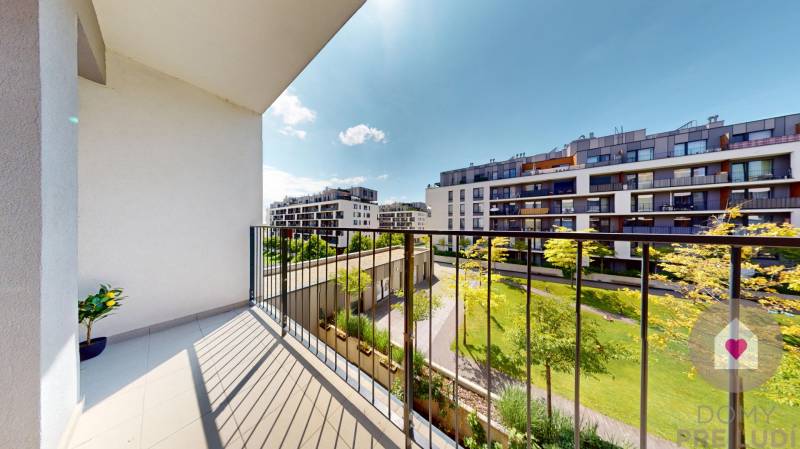 BA/PETRŽALKA-Rent 1-room apartment with air conditioning and balcony 