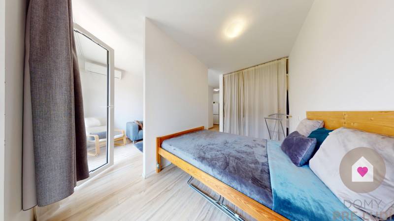 BA/PETRŽALKA-Rent 1-room apartment with air conditioning and balcony 