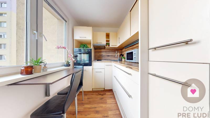 BA/DÚBRAVKA-Rent of a fully furnished 1-room apartment with a kitchen