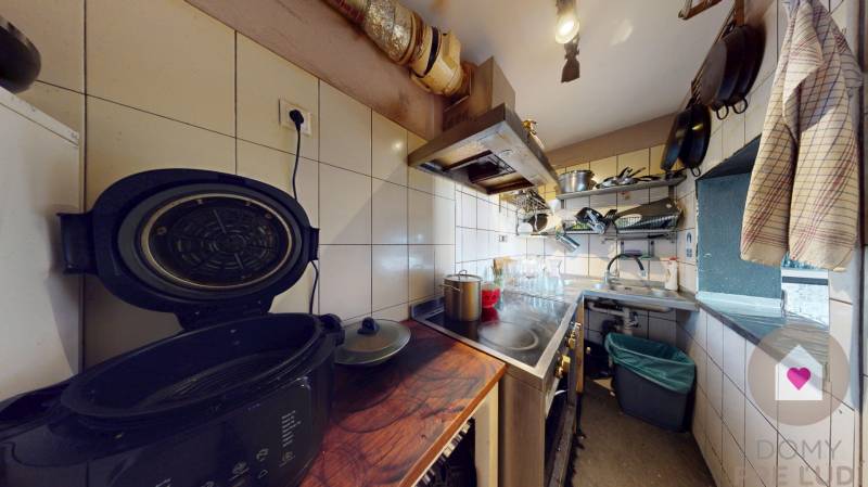 BA/ZÁHORSKÁ BYSTRICA-Sale of investment commercial space in the center