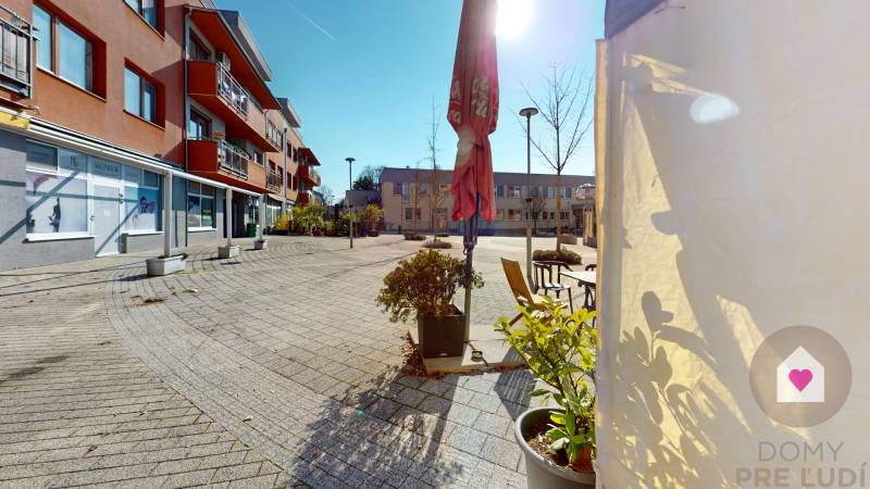 BA/ZÁHORSKÁ BYSTRICA-Sale of investment commercial space in the center