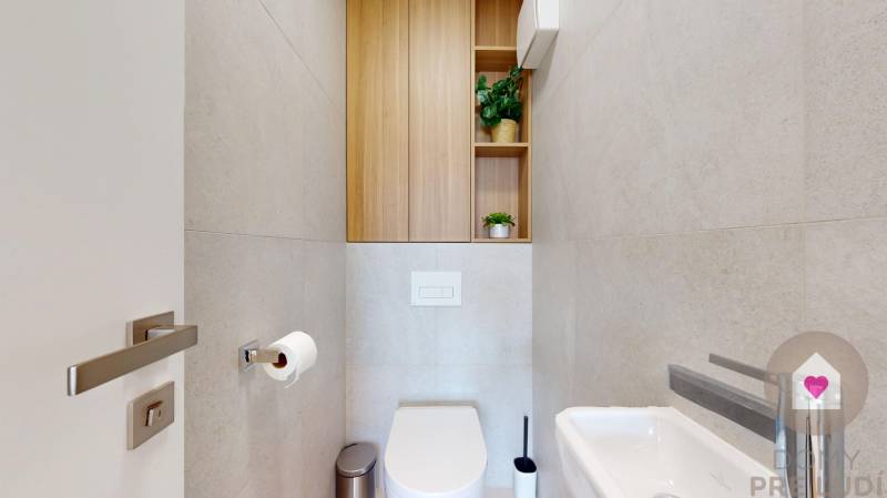 BA IV/AGÁTY-Rent of a modern designer 3-room apartment with terrace