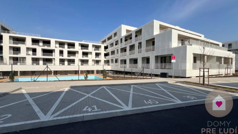 BA IV/AGÁTY-Rent of a modern designer 3-room apartment with terrace