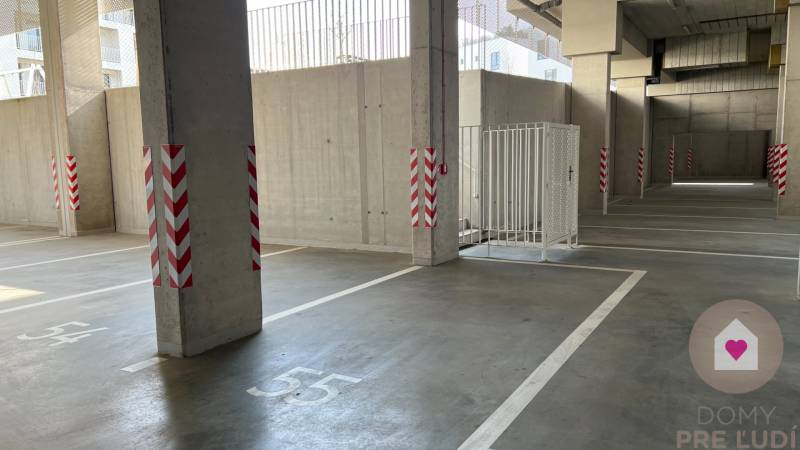 BA IV/AGÁTY-Rent of a modern designer 3-room apartment with terrace