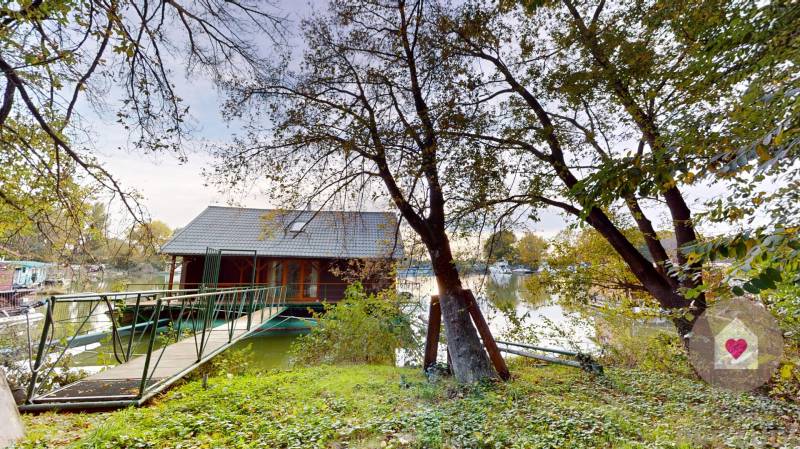 BA/JAROVCE - Discovery of a piece of paradise in Jarovec bay