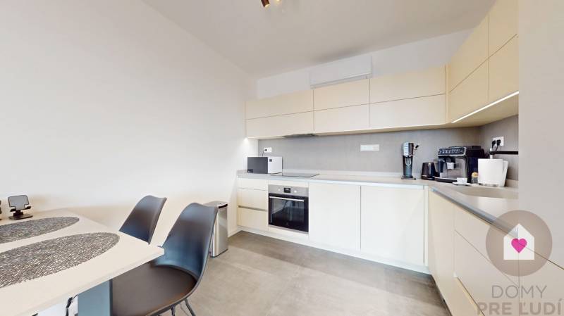 BA/PETRŽALKA-Furnished 2-room apartment with balcony in a new building