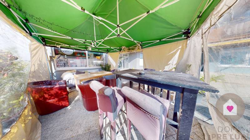 BA/ZÁHORSKÁ BYSTRICA-Sale of investment commercial space in the center