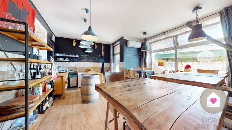 BA/ZÁHORSKÁ BYSTRICA-Sale of investment commercial space in the center