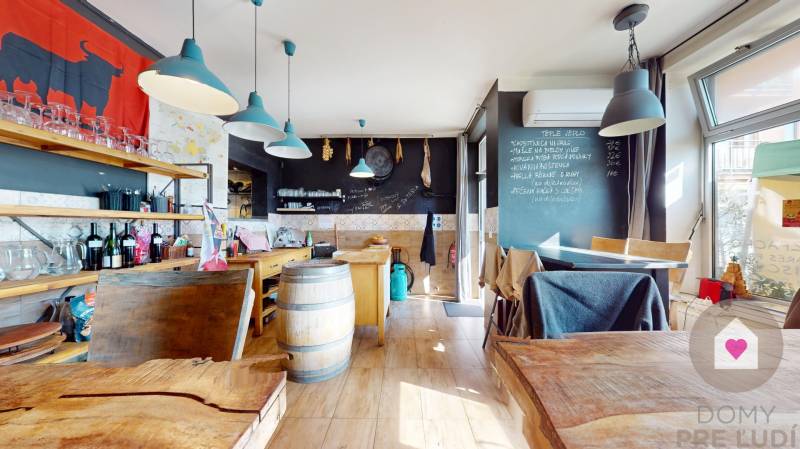 BA/ZÁHORSKÁ BYSTRICA-Sale of investment commercial space in the center