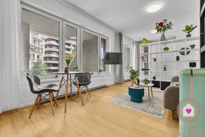 BA IV-Rent a modern furnished 1-room apartment in the new building 