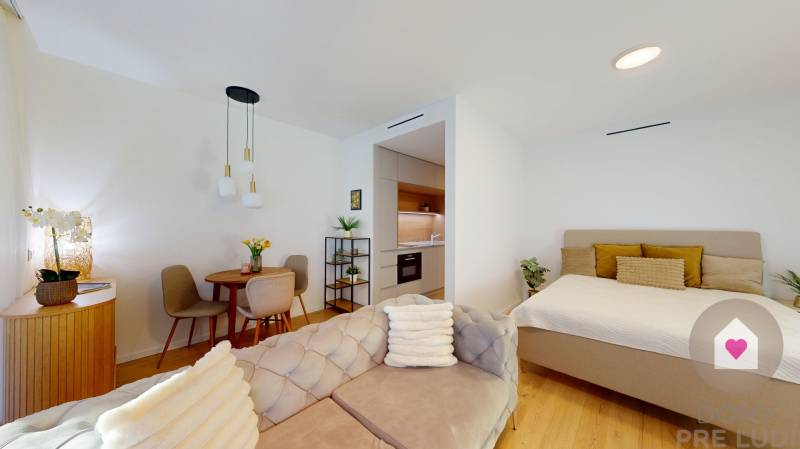 BA I/VYDRICA-Renting a large 1-room apartment with a spacious balcony