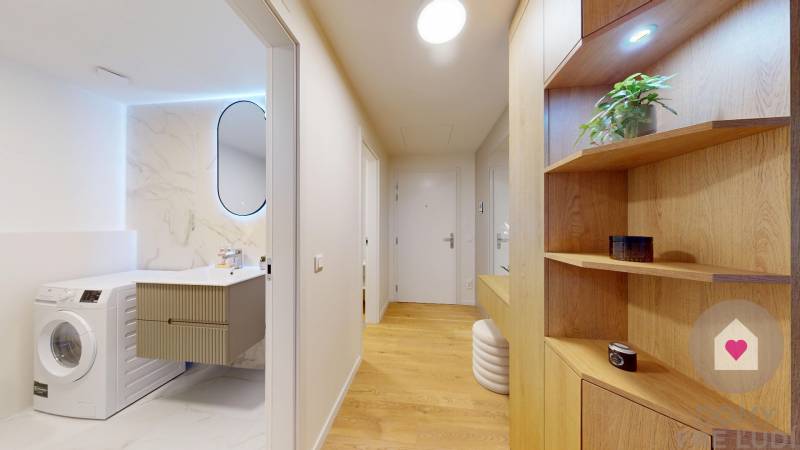 BA I/VYDRICA-Renting a large 1-room apartment with a spacious balcony