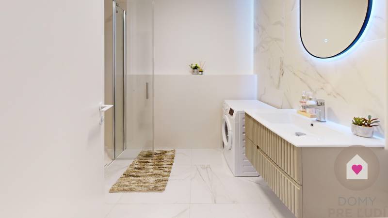 BA I/VYDRICA-Renting a large 1-room apartment with a spacious balcony