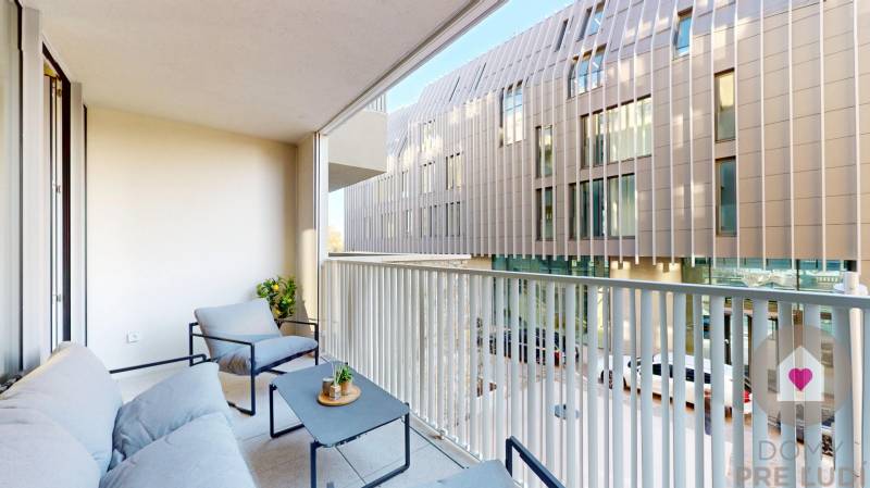 BA I/VYDRICA-Renting a large 1-room apartment with a spacious balcony