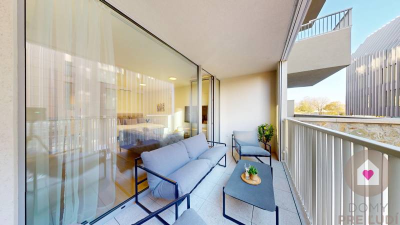 BA I/VYDRICA-Renting a large 1-room apartment with a spacious balcony