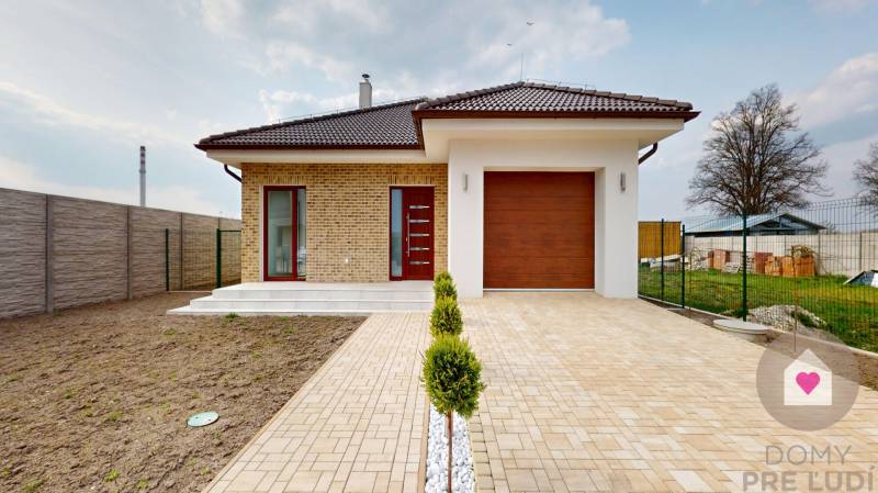 DUNAJSKÁ STREDA-Sale of 4 new family houses with a garage and a land