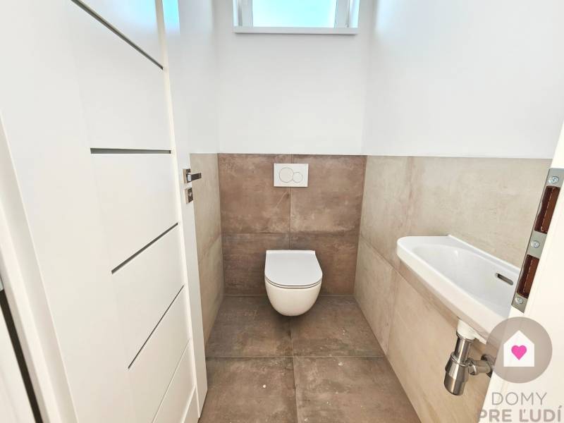 Sale Two bedroom apartment, Two bedroom apartment, Dúhová, Pezinok, Sl