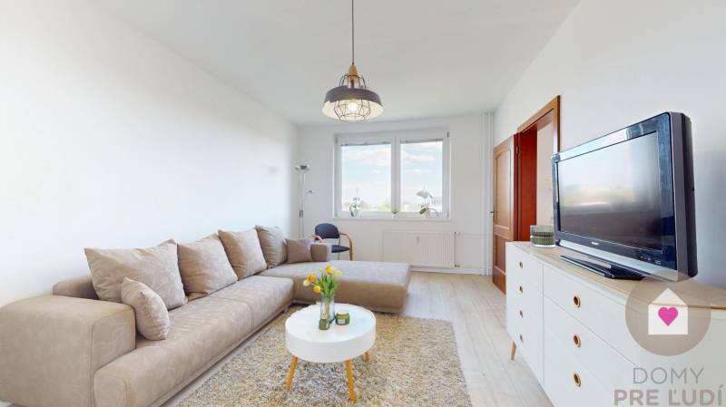 BA/TRNÁVKA-Renovated 3-room apartment for rent with balcony + parking