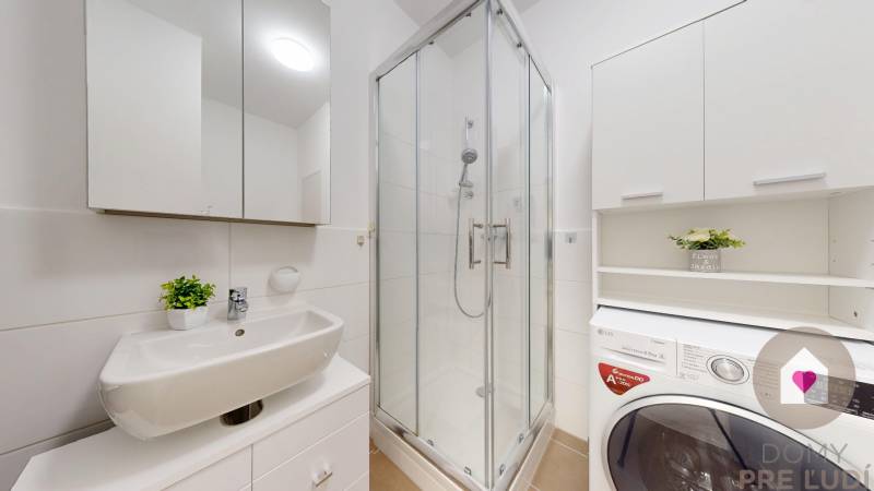 BA/PETRŽALKA-Rent 1-room apartment with air conditioning and balcony 