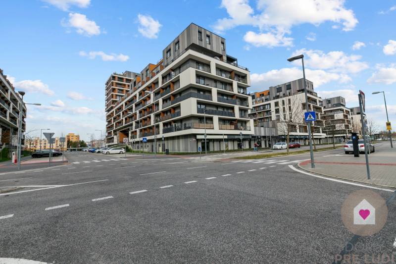 BA/PETRŽALKA-Rent 1-room apartment with air conditioning and balcony 