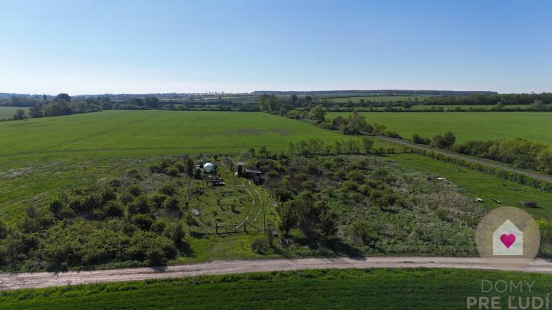 RECREATIONAL LAND IN VINOSADY – 1162 m² – INVESTMENT OPPORTUNITY
