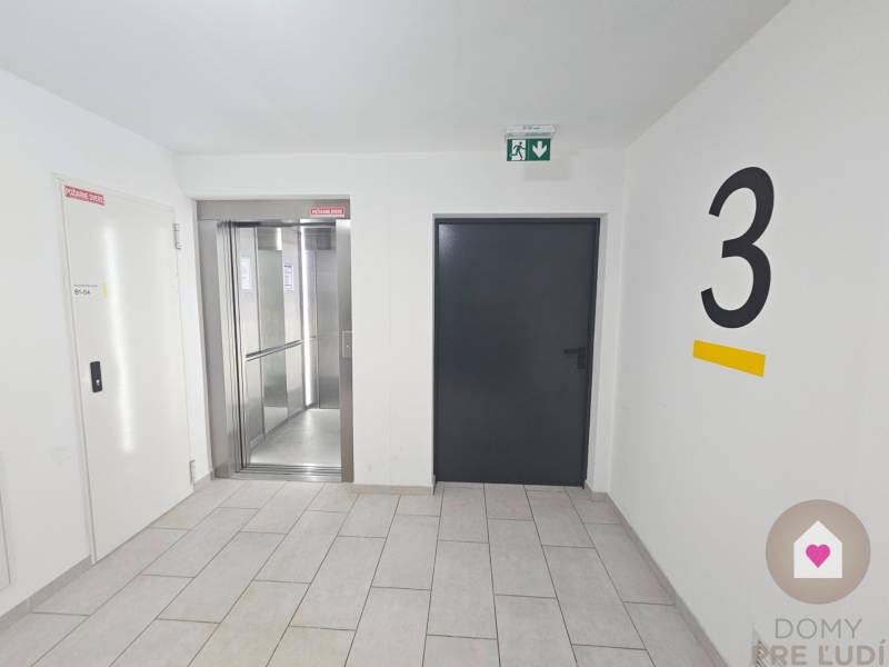 Rent Studio, Studio, Fialová, Bratislava - Petržalka, Slovakia