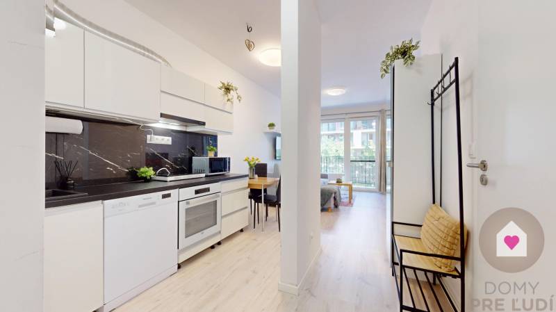 BA/PETRŽALKA-Rent 1-room apartment with air conditioning and balcony 