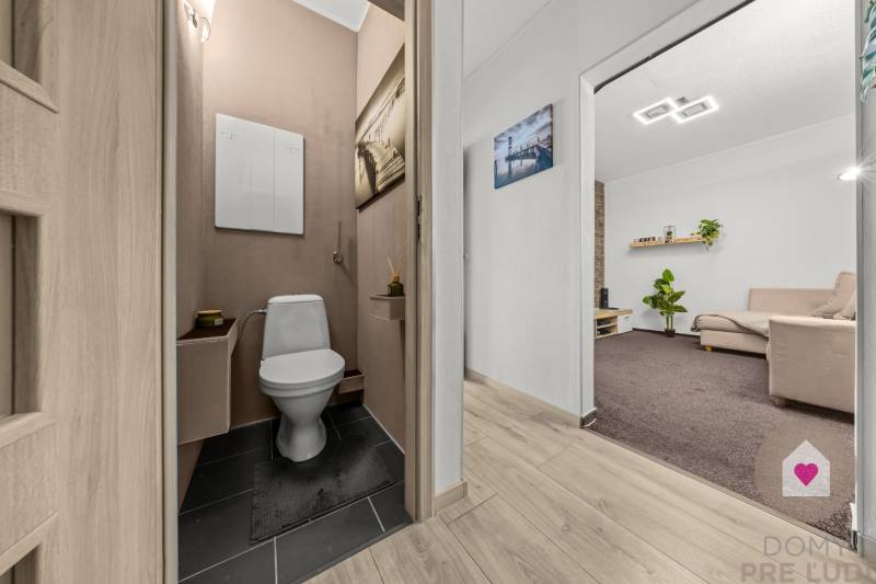 BA/DÚBRAVKA-Rent of 1.5 apartment with separate bedroom and kitchen