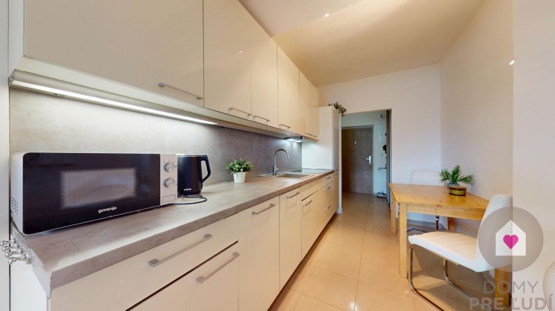 BA/PETRŽALKA-1.5-room apartment for rent with parking, near Draždiak