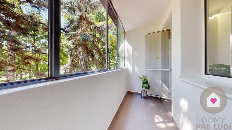 Rent Three bedroom apartment, Three bedroom apartment, Toryská, Bratis