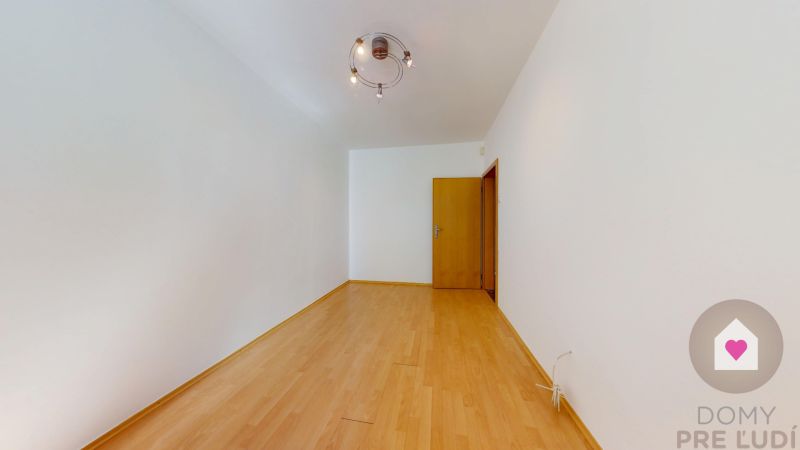 Rent Three bedroom apartment, Three bedroom apartment, Toryská, Bratis