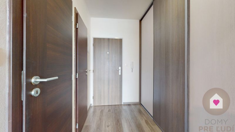 SENEC - Sale of 1-room apartment in a new building: balcony, parking