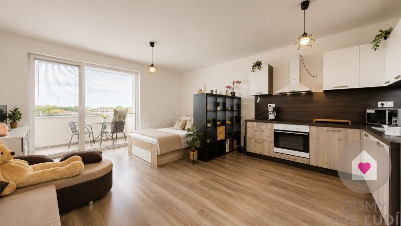 SENEC - Sale of 1-room apartment in a new building: balcony, parking
