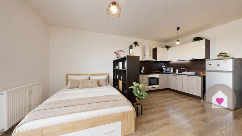 SENEC - Sale of 1-room apartment in a new building: balcony, parking