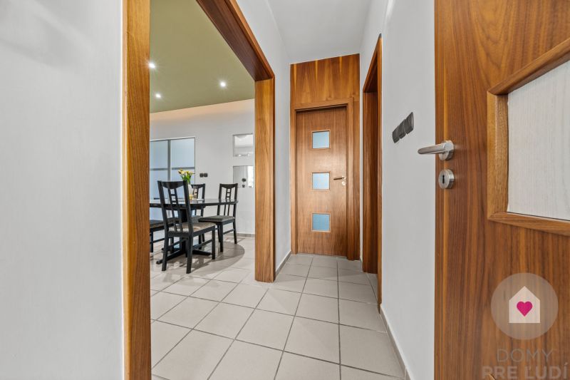 BA/PETRŽALKA-Rent a fully furnished and renovated 4-bedroom apartment