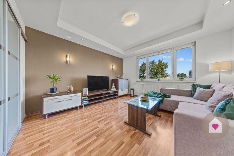 BA/PETRŽALKA-Rent a fully furnished and renovated 4-bedroom apartment