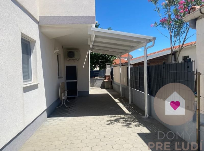 HR/VIR Island -2 furnished apartments for sale for the price of 1-95m2