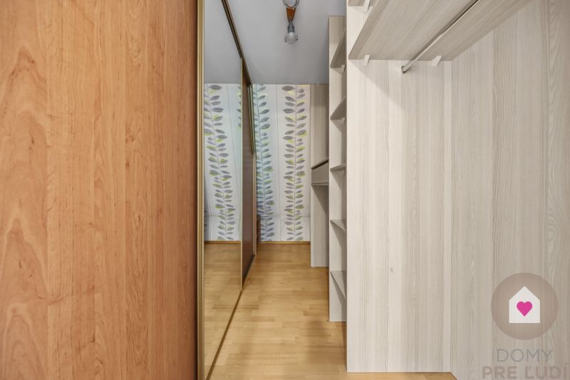 Sale Three bedroom apartment, Three bedroom apartment, Nad Ostrovom, B