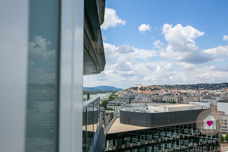 BA/Eurovea Tower-Rent a modern 2 bedroom apartment with a balcony