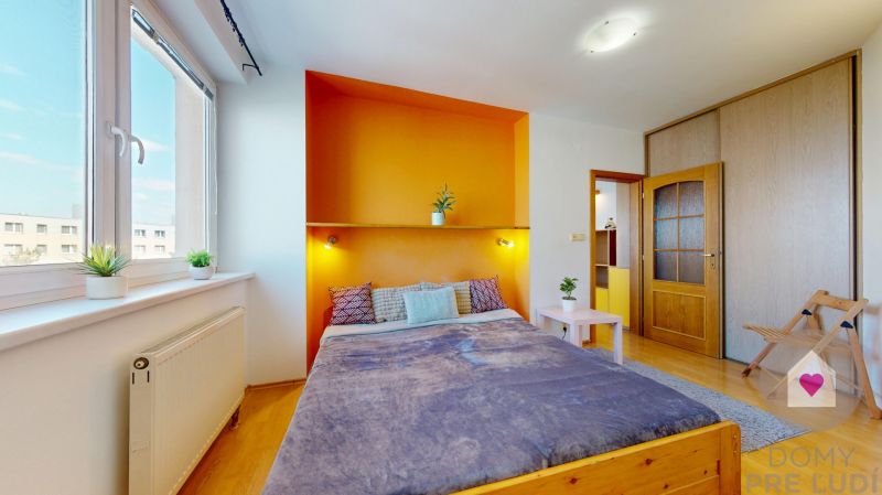 BA/KARLOVA VES- Rent of a spacious 2-room apartment with a balcony 