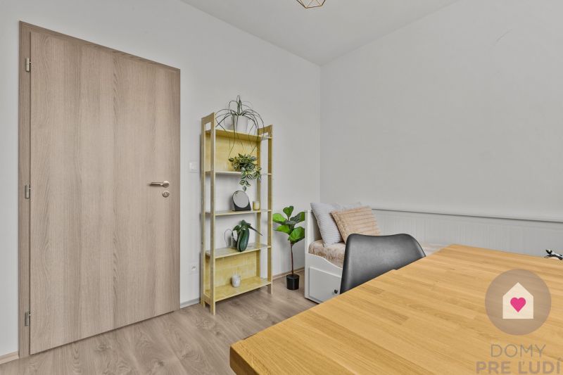 BA/RUŽINOV-3bedroom new building in Perla Ružinova with balcony and AC