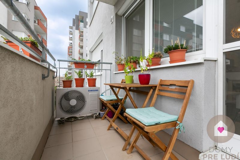 BA/RUŽINOV-3bedroom new building in Perla Ružinova with balcony and AC