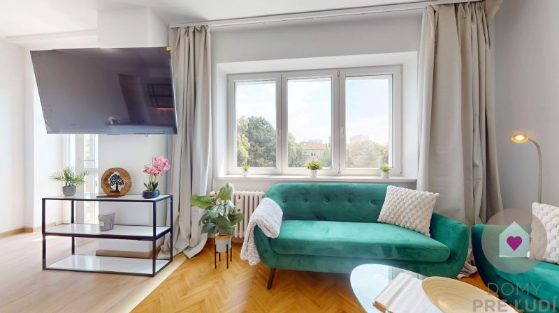 BA/NIVY-Renting a 1.5-room apartment after complete reconstruction