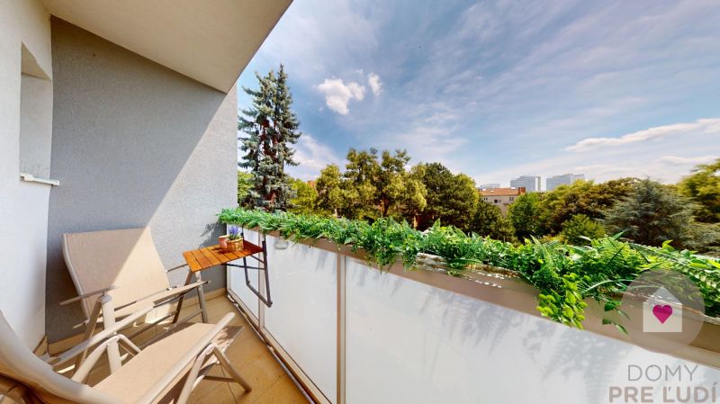 BA/NIVY-Renting a 1.5-room apartment after complete reconstruction