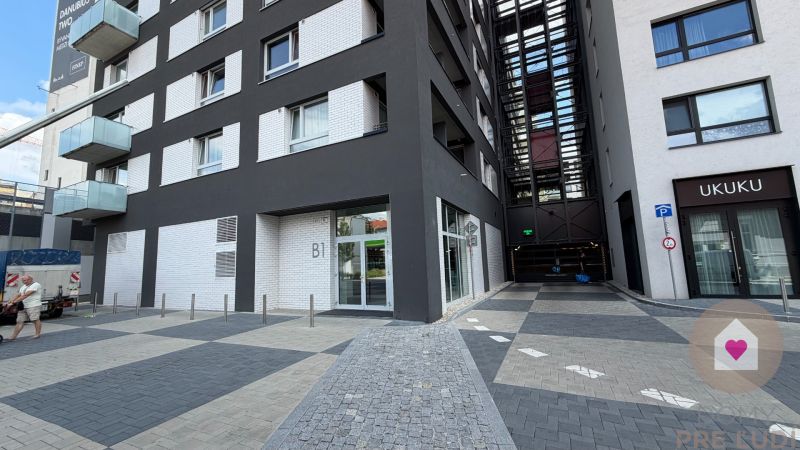 BA/NIVY-Renting a modern 2room apartment with a terrace and a wardrobe
