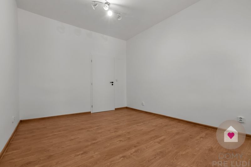 BA/KRAMÁRE - 3 bedroom apartment at a good address in Kramáry