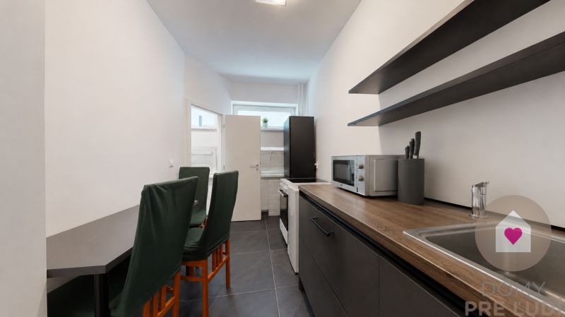 KRAMÁRE– For Rent - 3 SEPARATE NON-PASSING ROOMS | 70 m² | Stromová