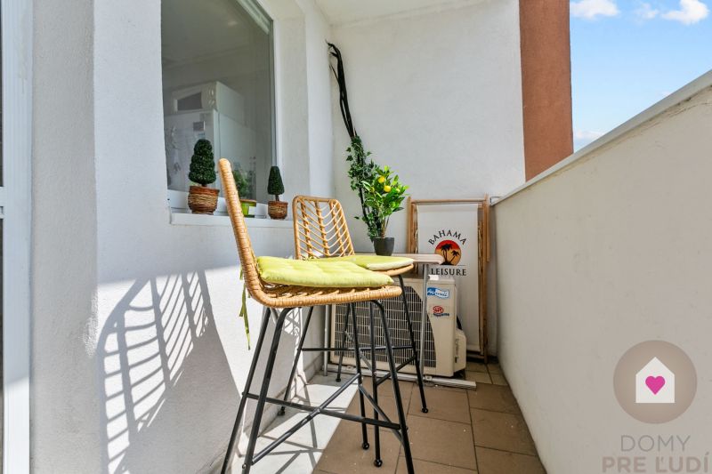 BA/PETRŽALKA-Rent a spacious 2 bedroom apartment with a balcony and AC
