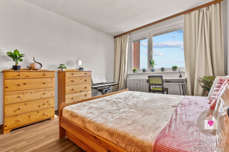 BA/PETRŽALKA-Rent a spacious 2 bedroom apartment with a balcony and AC