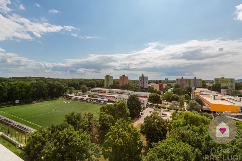 BA/PETRŽALKA-Rent a spacious 2 bedroom apartment with a balcony and AC